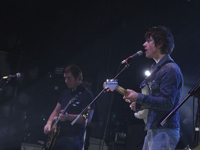 Image:Arctic Monkeys live.jpg