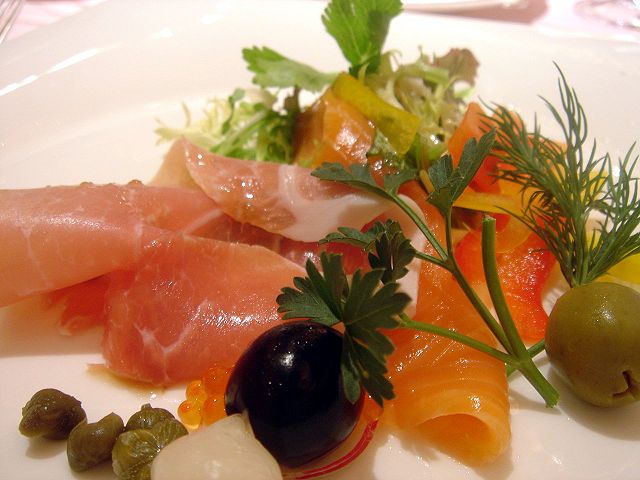 Image:Salade de jambon cru et saumon fume.jpg