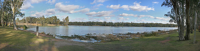 Image:Confluence of Murray & Darling Rivers, Wentworth, NSW, 9.7.2007.jpg