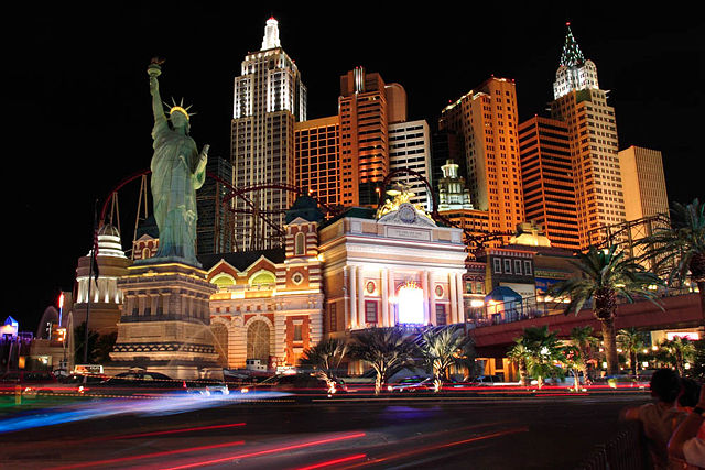 Image:New York, New York Casino at night.jpg