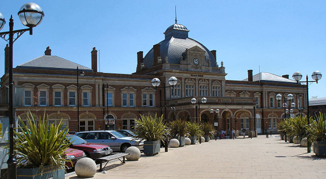 Image:Norwich UK train station.JPG
