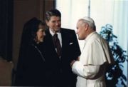 The Pope meets with President Ronald Reagan and Nancy Reagan of the United States, 1982