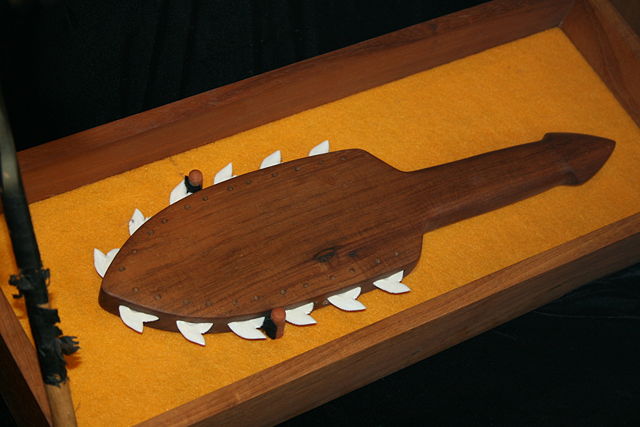 Image:Tiger shark teethat art item.JPG