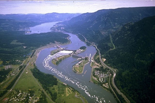 Image:Corps-engineers-archives bonneville dam looking east.jpg
