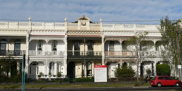 Image:Terrace houses on canterbury road middle park.jpg