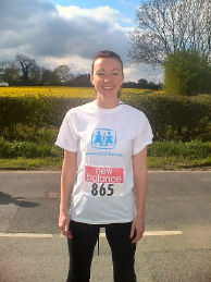 Lindsy Gray, running for SOS Children in the 2006 Leeds 10km run