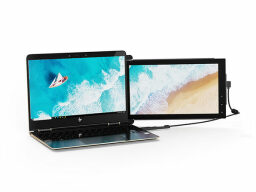 Laptop with dual screen monitor display of the ocean