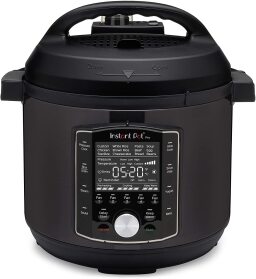 Black Instant Pot Pro