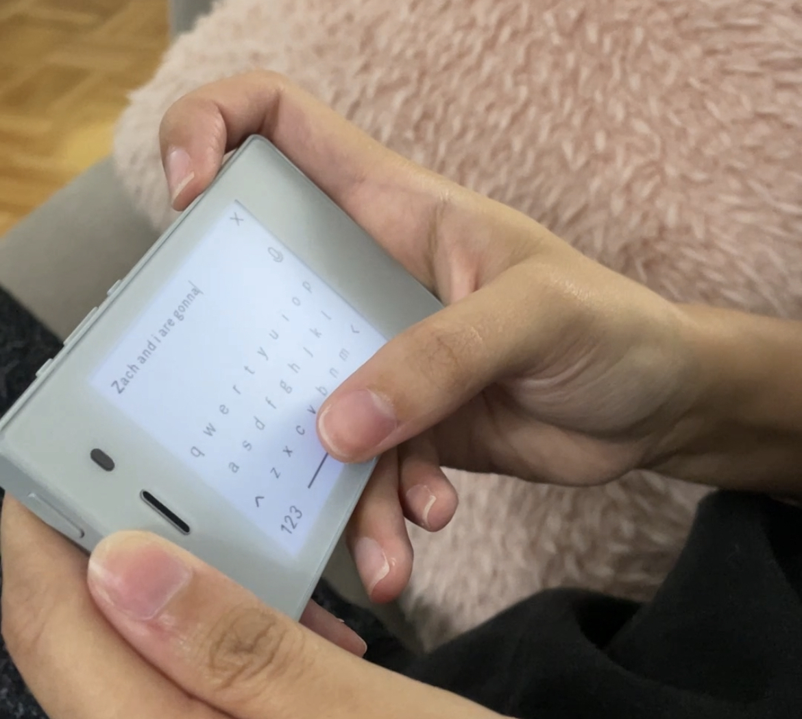 This is what texting on the Light Phone looks like: small and annoying.