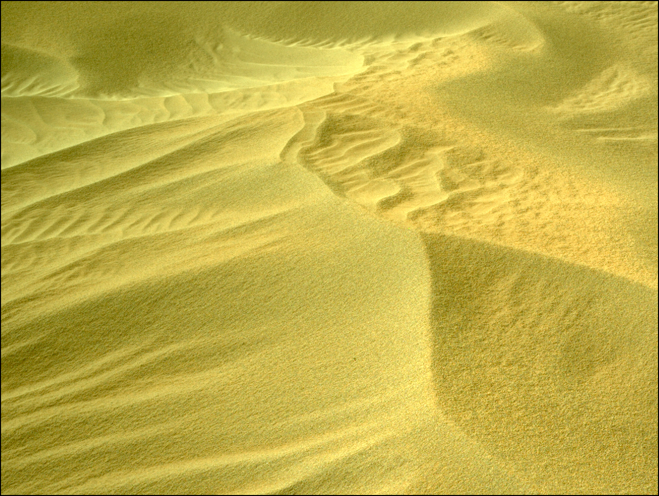 Arrakis ain't got nothin' on this most-liked photo of Mars from Week 33.