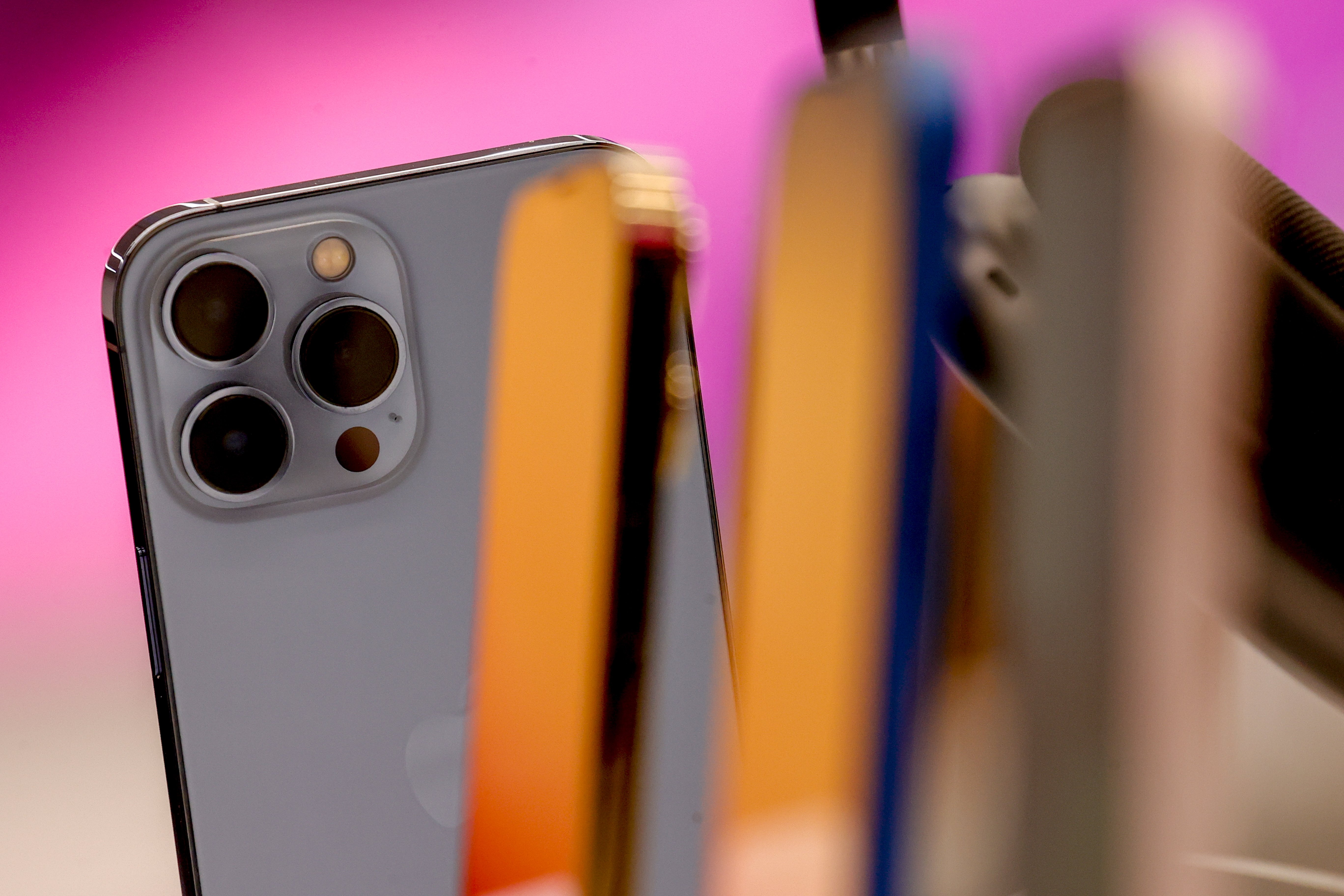 Close up on the iPhone 13 camera bump.
