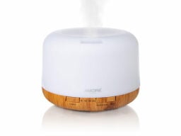 White diffuser with wooden base