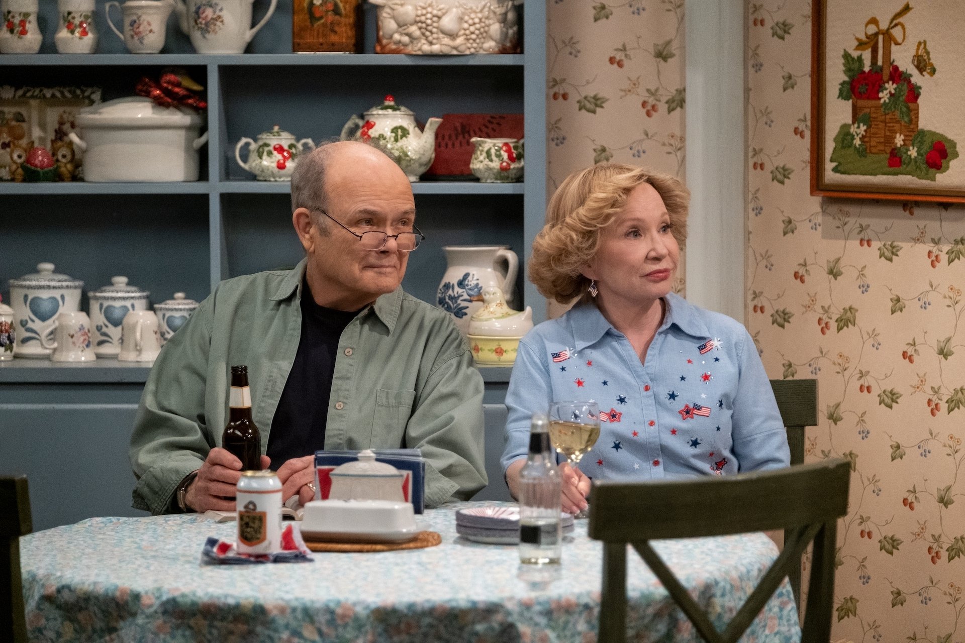 Kurtwood Smith and Debra Jo Rupp as Red and Kitty Forman in 