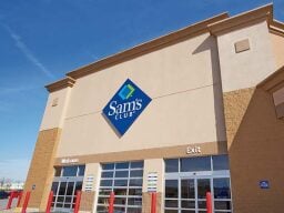 Sam's Club store exterior