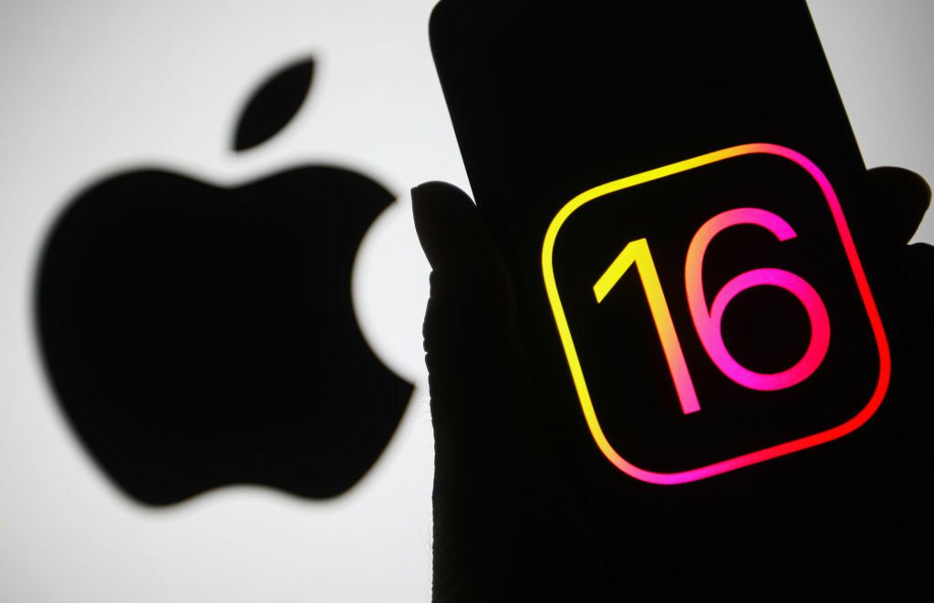 iOS 16 logo on iPhone screen