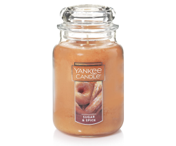 a sugar and spice-scented yankee candle