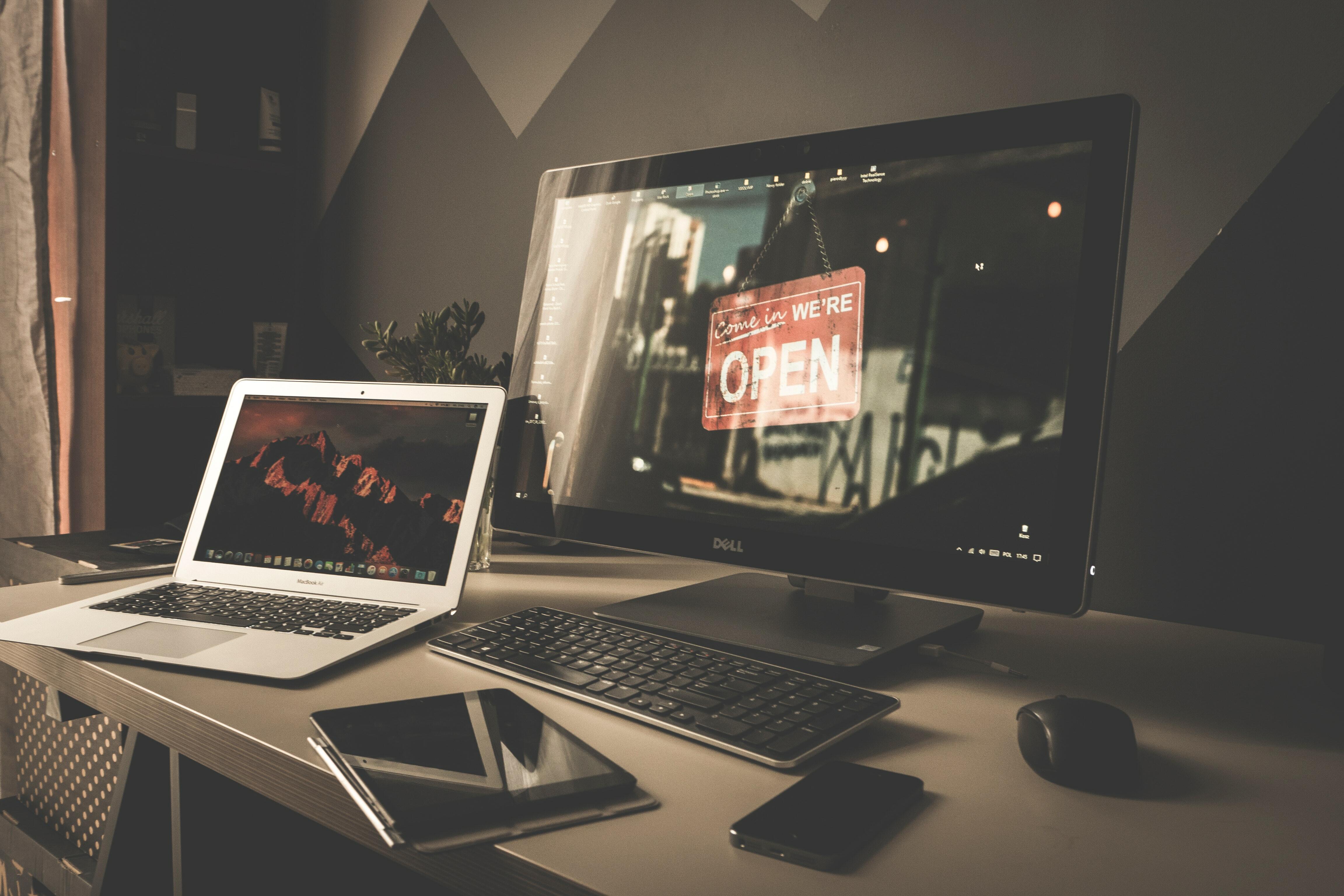 Laptop and Mac screen