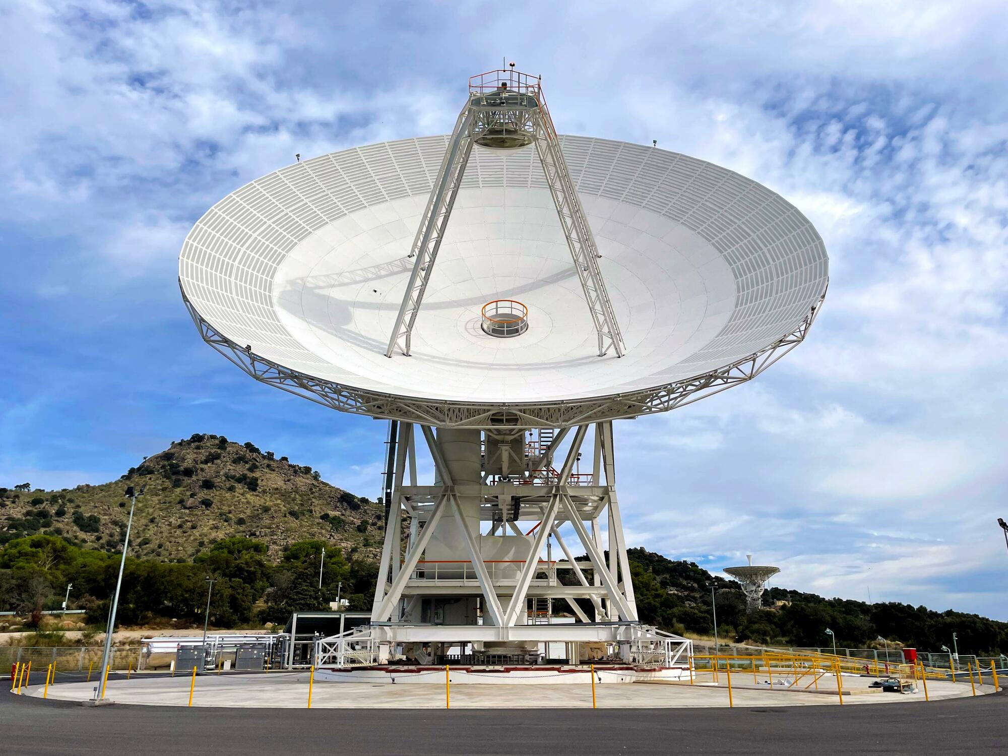 New radio antenna bolstering NASA's Deep Space Network