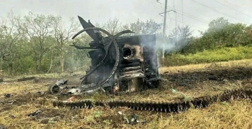Ukrainian Artillery Destroyed By Shahed 136 Drone