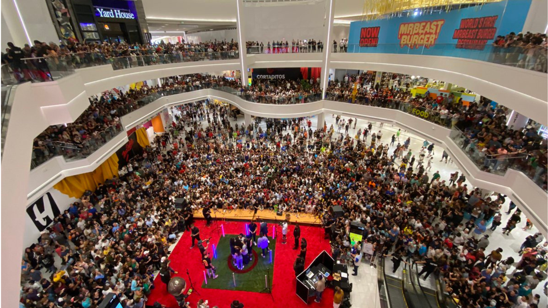 A group of 10,000 people gathered in the atrium of the American Dream mall across three floors.
