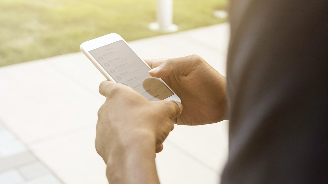 Speakly app on phone