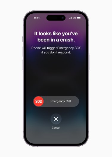 iPhone 14 Pro featuring crash detection mode