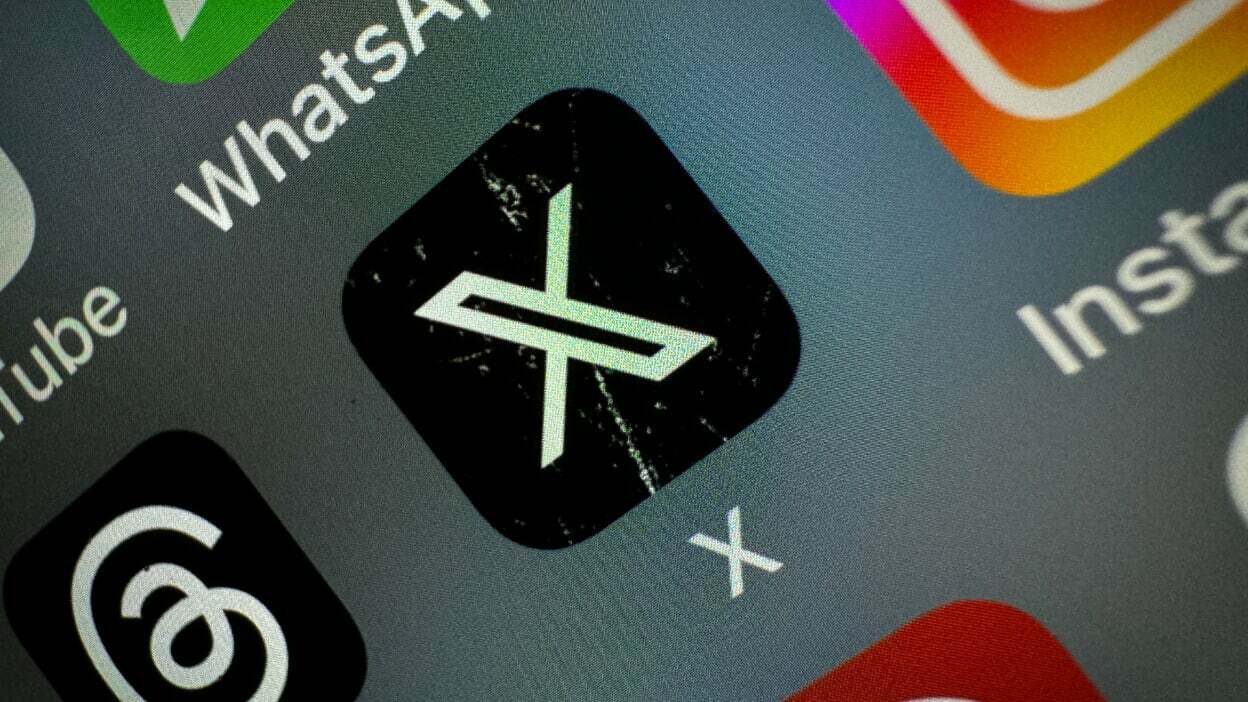 The X app on a smartphone.