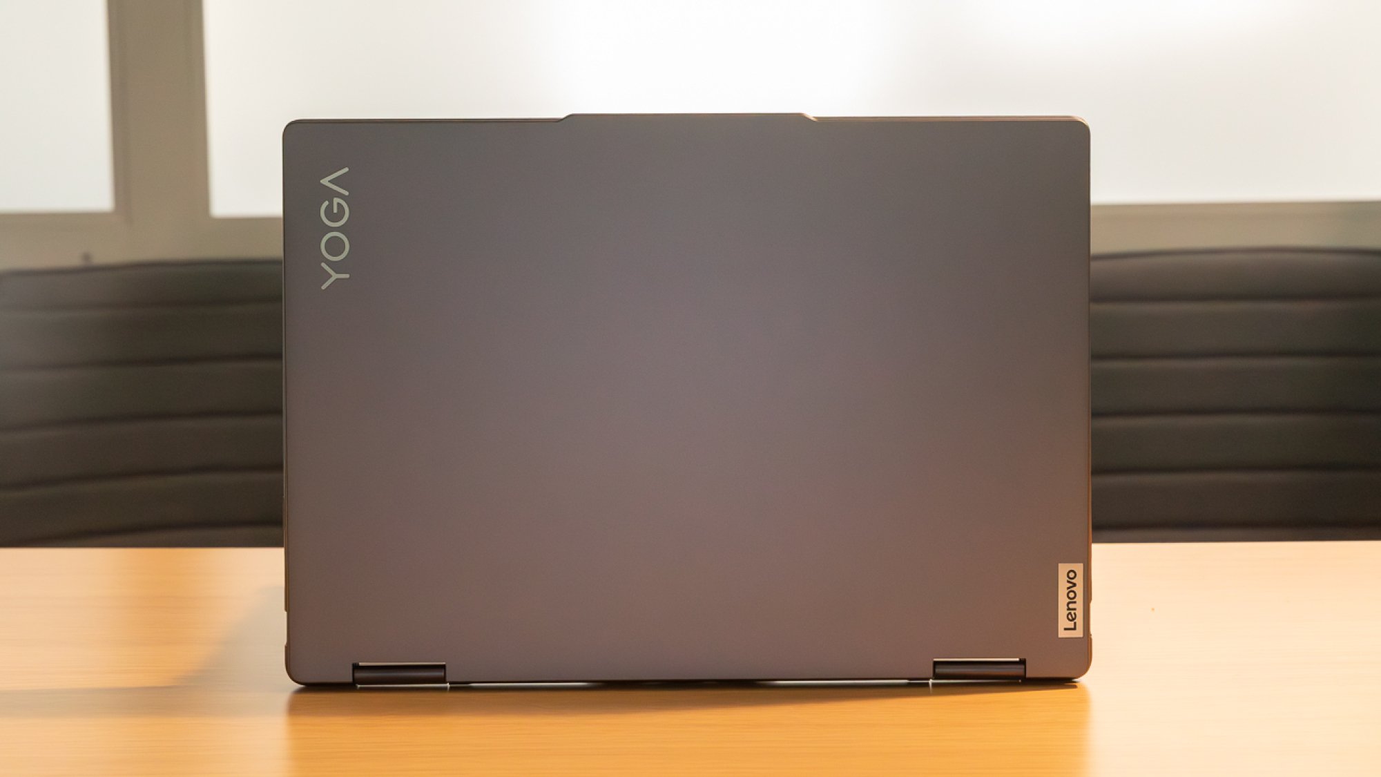 top lid of Lenovo Yoga 7i 14 Gen 9