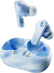 The Glacier-colored Skullcandy Ecobuds in their case.