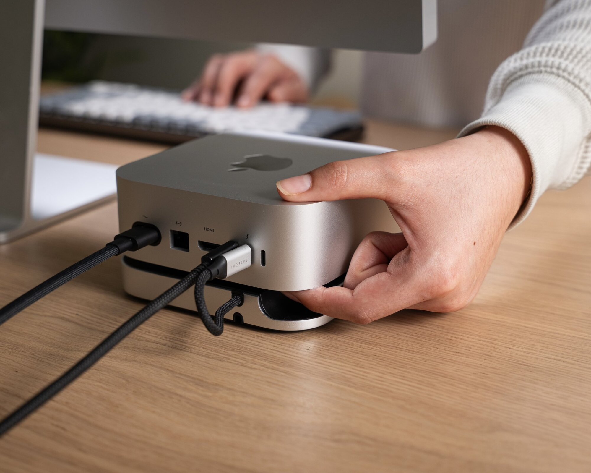 Satechi Mac mini hub