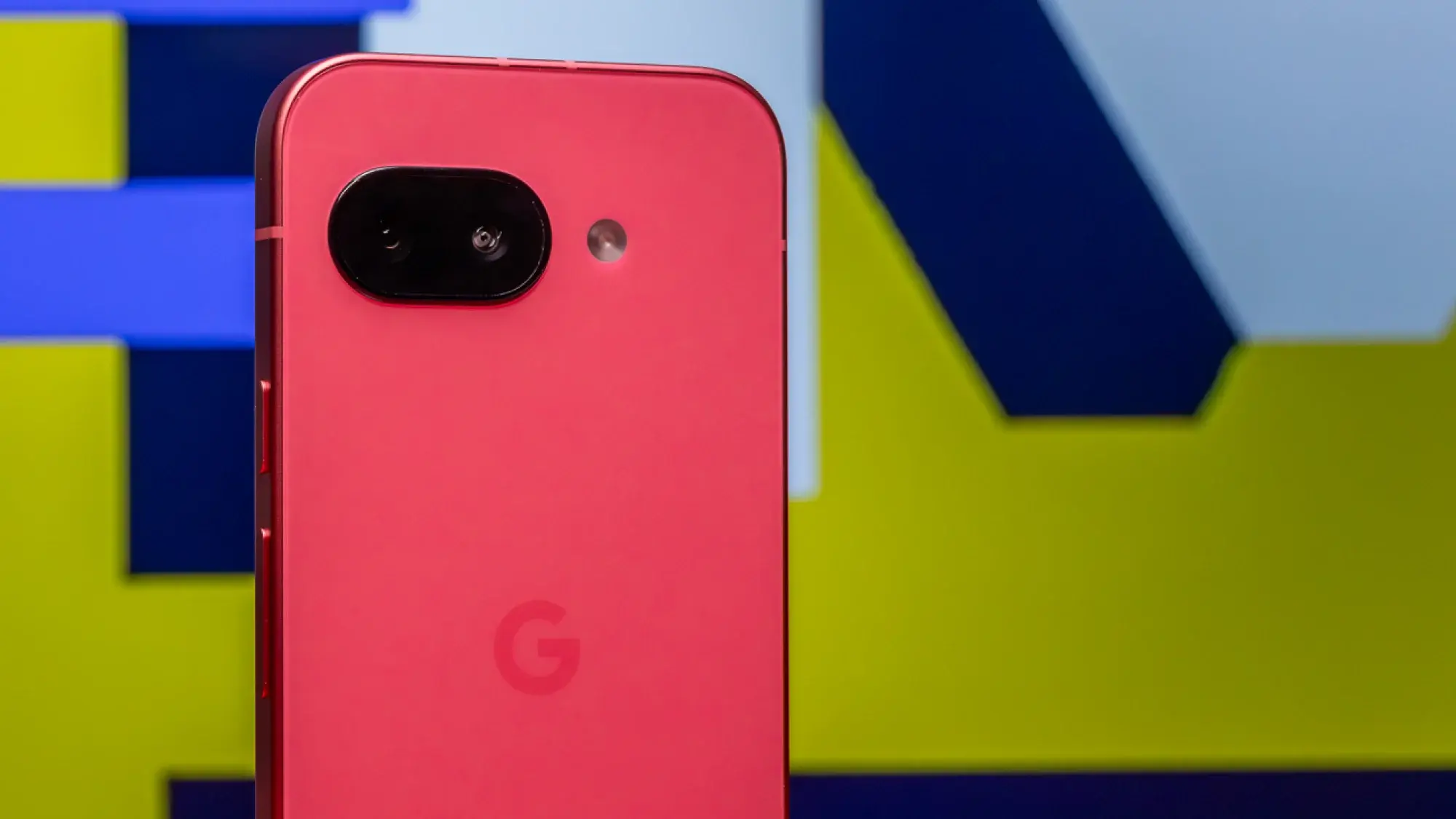 the cameras on the pixel 9a smartphone