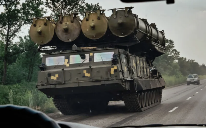 Ukrainian S-300V1 Launch Vehicle in the Eastern Donbas